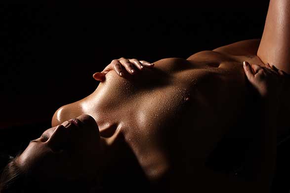Le massage érotique comme aphrodisiaque puissant pour la libido